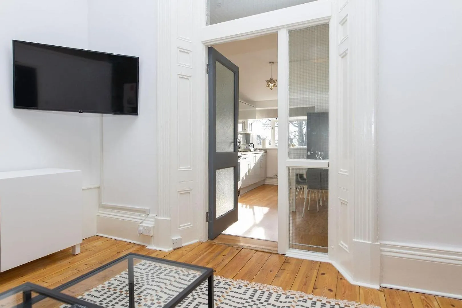 Free Parking | Free Wifi | Smart Tv Apartment Sketty United Kingdom