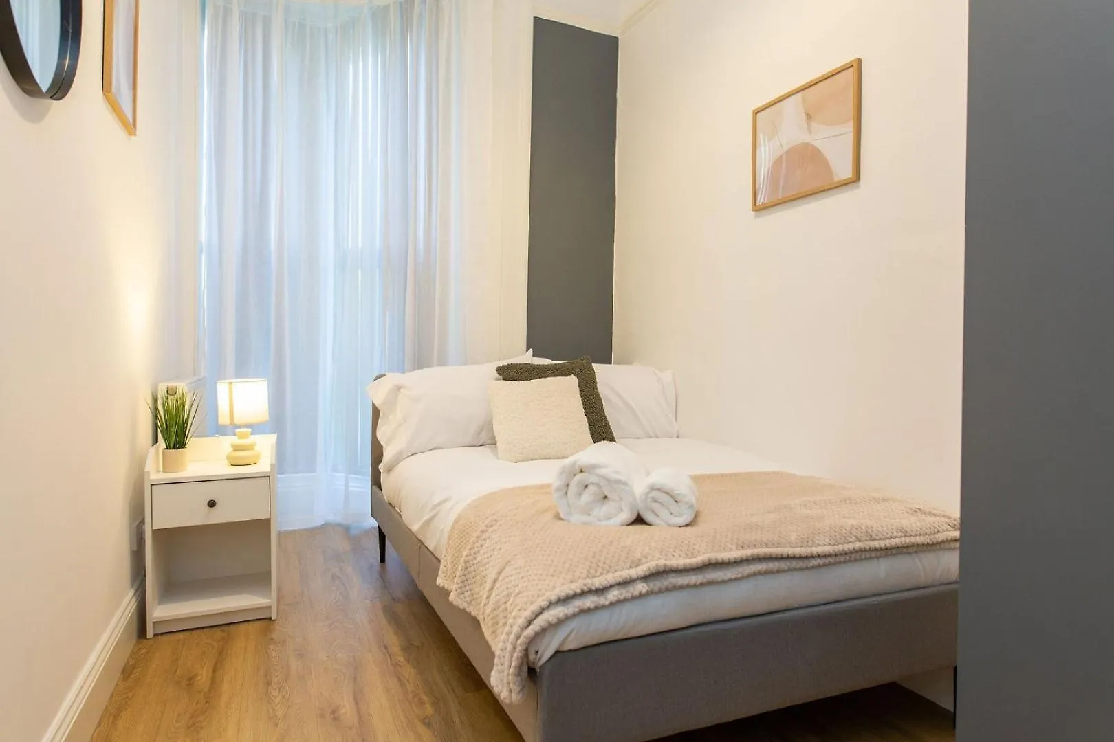 Free Parking | Free Wifi | Smart Tv Apartment Sketty United Kingdom